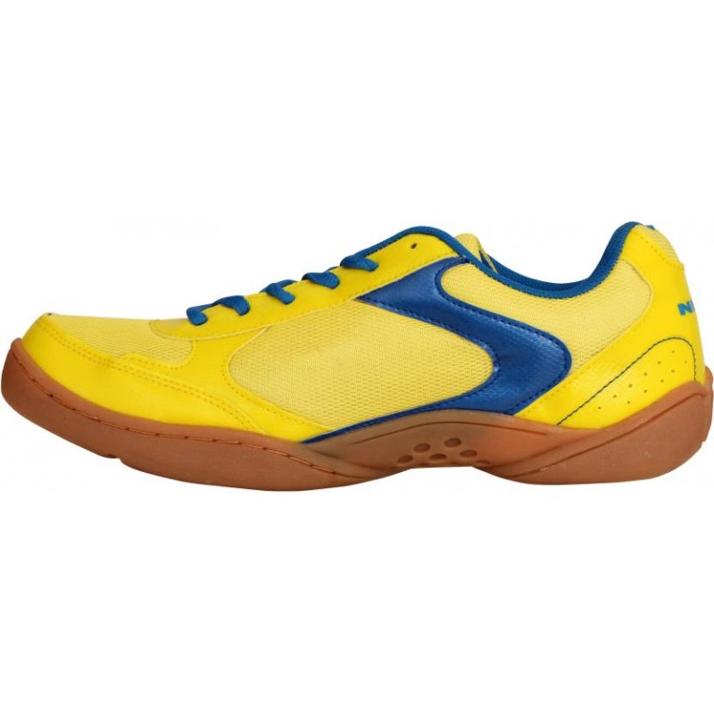 nivia flash badminton shoes