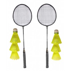 Aadia 2 Racquets And 6 Shuttles ( B0718YGFWV)