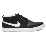 Nike Wardour Chukka Sneakers (Black)