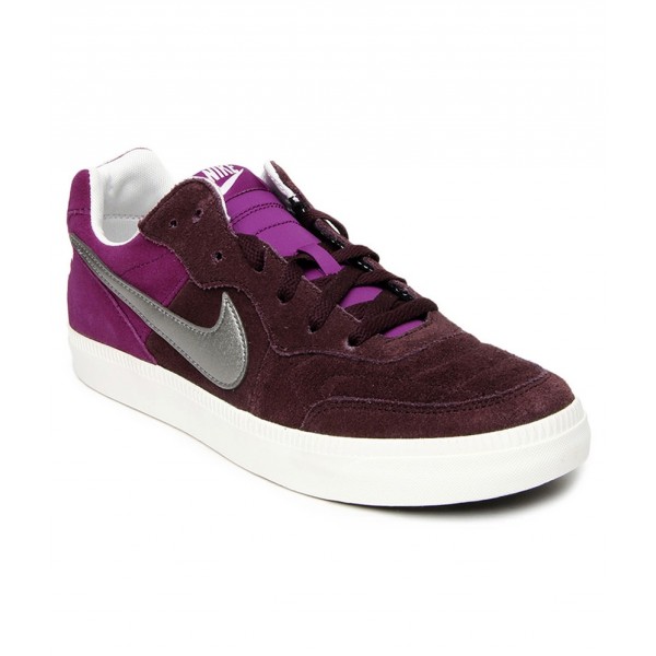 Nike NSW Tiempo Trainer Sneakers (Maroon)