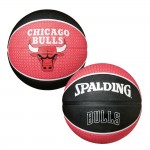 Spalding NBA Team Chicago Bulls Basketball (7, Red / Black)